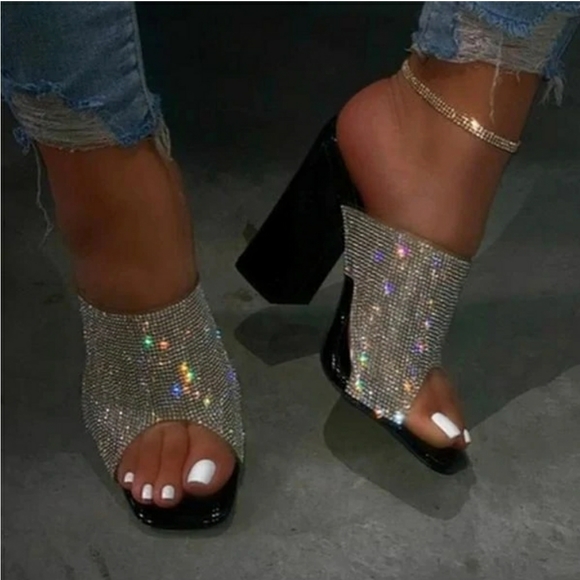 SoMe Studded Heels - Picture 7 of 9